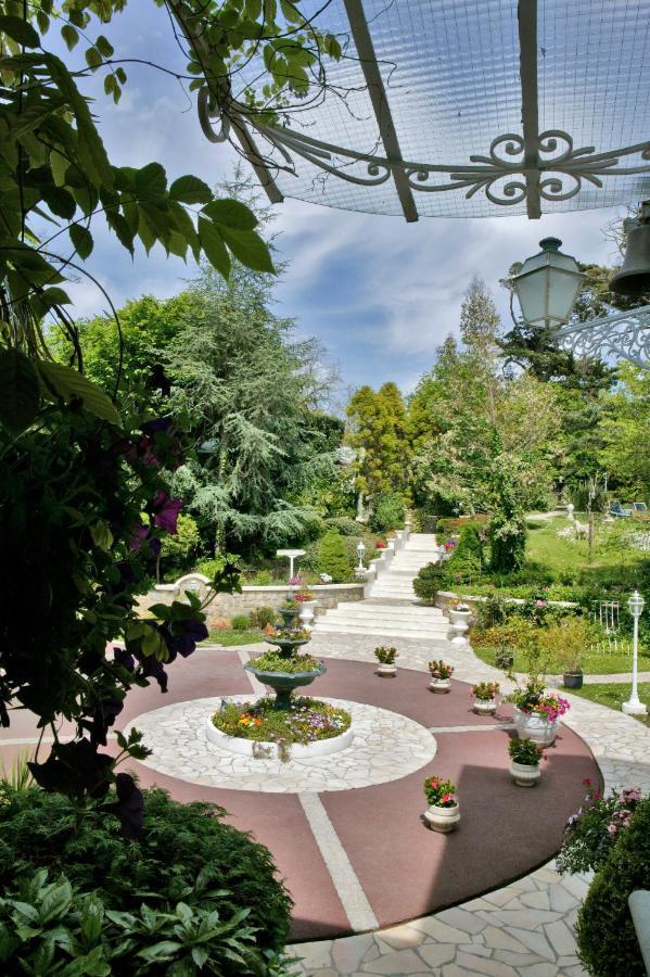 Hotel Parc Victoria Saint-Jean-de-Luz Esterno foto